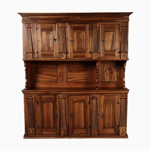 Placard Baroque Antique en Noyer, 1680