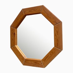 Espejo de pared octogonal grande de madera de pino danés, años 70