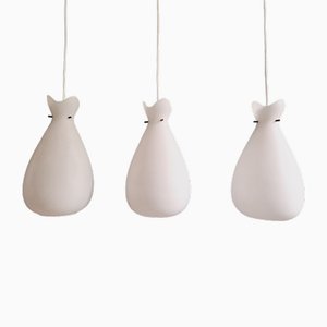Lampes à Suspension Scandinaves en Verre Satiné Blanc et Laiton, 1960s, Set de 3
