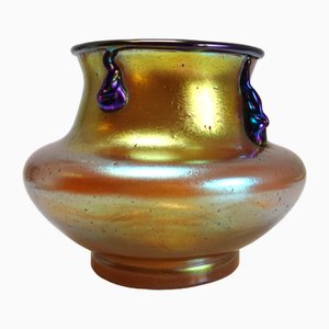 Iriscedent Selberisis II Jugendstil Glasvase mit Aufgesetztem Glas von Loetz, Österreich, 1890er