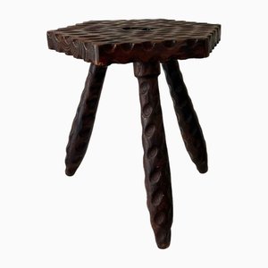 Tabouret Tripode Style Colonial Brutaliste Sculpté, Espagne, 1940s