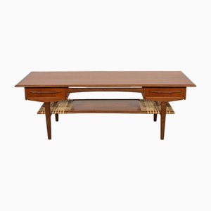 Mid-Century Couchtisch aus Teak & Rattan, Dänemark, 1960er