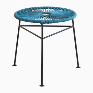 Taburete Centro en azul de OK Design
