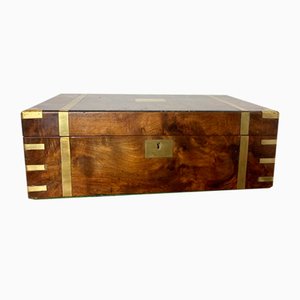 Commode Victorienne du 19ème Siècle en Noyer avec Clé