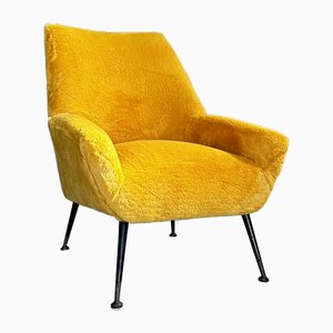 Poltrona con piedini in ottone e tessuto giallo, anni '50-'60