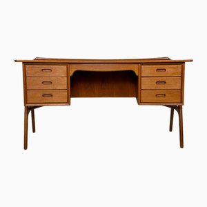 Scrivania Mid-Century curva in teak di Svend Aage Madsen per Sigurd Hansen, Danimarca, anni '60