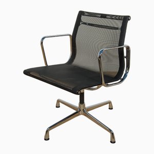 Silla giratoria EA 108 alemana de Charles & Ray Eames para Vitra, años 80