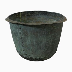 Chaudron Antique en Cuivre Riveté