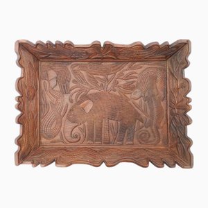 Vassoio da portata in legno intagliato con animali dell'inizio del XX secolo, anni '40