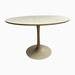 Weißer Arkana Tulip Tisch, 1960er