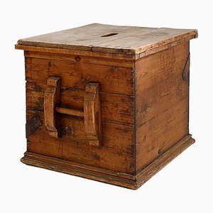 Antique Chinese Merchants Travel Chest