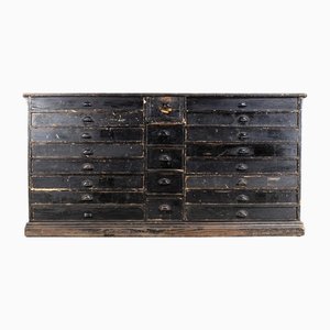 Antiker französischer Schubladenschrank