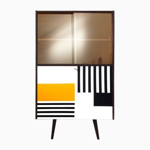 Polish Glasscase with a Bar, 1970