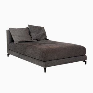 Dormeuse Nuvola in tessuto grigio e nero di Rolf Benz