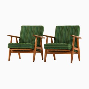 Sessel aus Eiche mit Originalbezug von Hans Wegner, 1950er, 2er Set