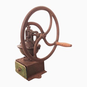Flywheel Coffee Grinder in Cast Iron, 1850-1880