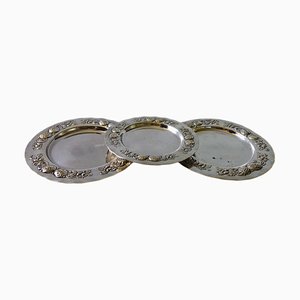 Platos pequeños bañados en plata de Augsburger, Suecia, década de 1900. Juego de 3