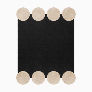 Tapis #069 Shaped Back et Beige par Tapis Studio pour Hommés Studio