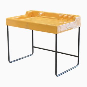 Bureau en Plastique Moulé, 1970s