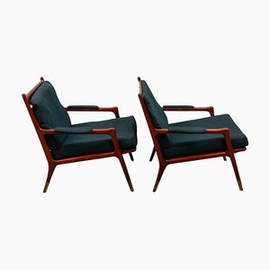 Sillones Mid-Century modernos de nogal y latón, Dinamarca, años 60. Juego de 2