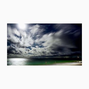 Sumit Mehndiratta, Drifting Clouds, 2023, Impresión de pigmento de archivo en lienzo