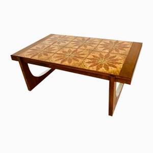 Mesa de centro danesa vintage de teca y cerámica, 1965