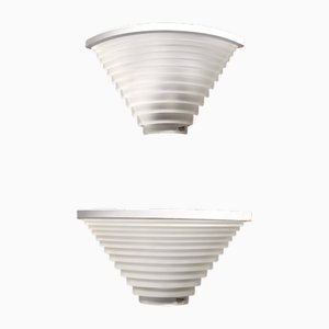 Vintage Egisto Eckleuchten von Angelo Mangiarotti für Artemide, 1980er, 2er Set