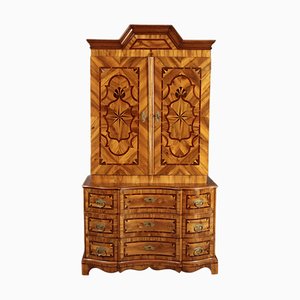 18th Century Baroque Top Cabinet in Walnut, 1725