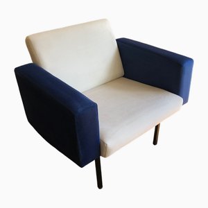 Butaca francesa de terciopelo azul y blanco, años 60