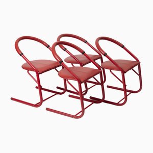 Postmoderne Esszimmerstühle aus Rot Lackiertem Metall & Kunstleder, Italien, 1980er, 4 . Set