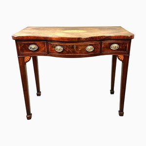Mesa de servicio antigua pequeña de serpentina, 1785
