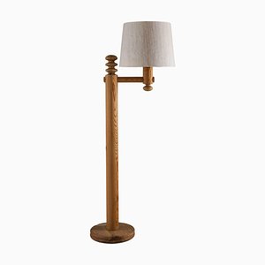 Schwedische Stehlampe aus Kiefernholz zugeschrieben von Luxus, 1970er
