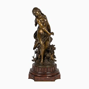 19th Century Sculpture in Patinated Bronze attributed to Mathurin Moreau