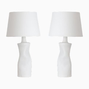 Weiße Difforme Tischlampen mit Pergamentschirmen von Atelier Cabanel, 2er Set