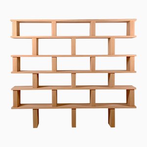 Système d'Étagères Six Shelves Verticale en Chêne Poli par Atelier Cabanel
