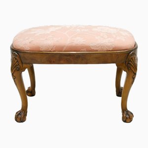 Tabouret Queen Anne avec Siège en Noyer et Pieds Boule et Griffe, 1890s
