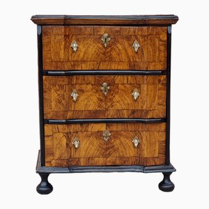 Early 18th Century Bedside Table in Olive Root