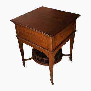 Mueble para bebidas Elevette Royal Warrant de roble con decantadores y exprimidor de limón de Asprey & Co. London. Juego de 6