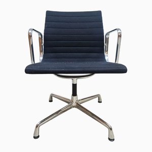 Sedia da ufficio EA108 vintage in alluminio di Charles Eames per Vitra, anni '80
