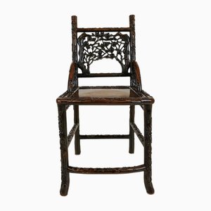 Silla china antigua de madera