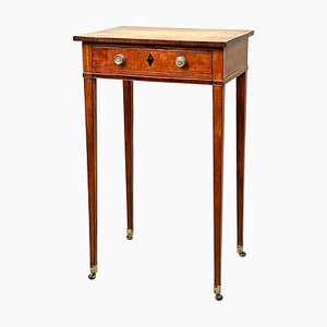 Mesa auxiliar georgiana de madera satinada, siglo XVIII, 1780