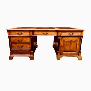 Scrivania Chesterfield Empire, Regno Unito
