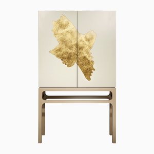 Mueble The Leaves That Are Birds de Luísa Peixoto