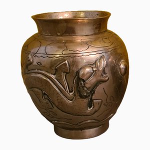 Vaso asiatico in bronzo con draghi, anni '20