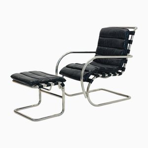 Poltrona MR Bauhaus tubolare con poggiapiedi di Ludwig Mies Van Der Rohe, anni '80, set di 2