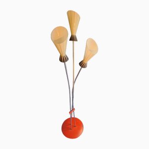 Deutsche Mid-Century Stehlampe mit rotem Metallfuß, verchromtem Rahmen und drei originalen Glasschirmen, 1960er