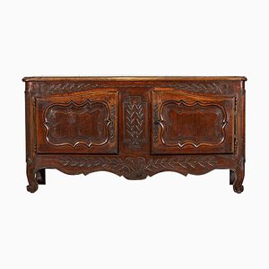 Buffet nuziale in legno di noce intagliato, Francia, XVIII secolo, 1720