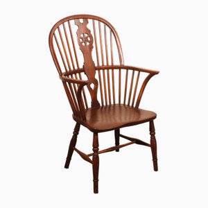 18th Century Windsor Armchair in Chestnut and Yew Wood