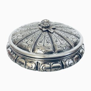 Scatola fatta a mano in argento, inizio XX secolo