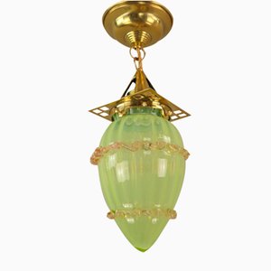 Lampada a sospensione Art Nouveau viennese con paralume in vetro di vaselina di uranio, Austria, anni '20